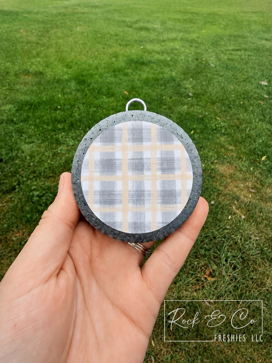Grey & Beige Plaid Freshie