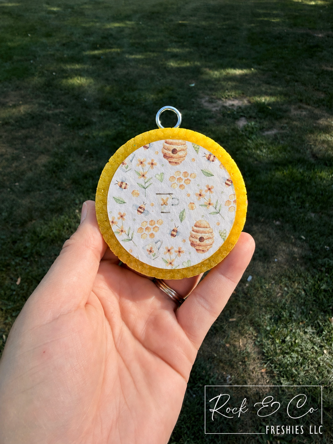 Honeybee and Wildflower Freshie
