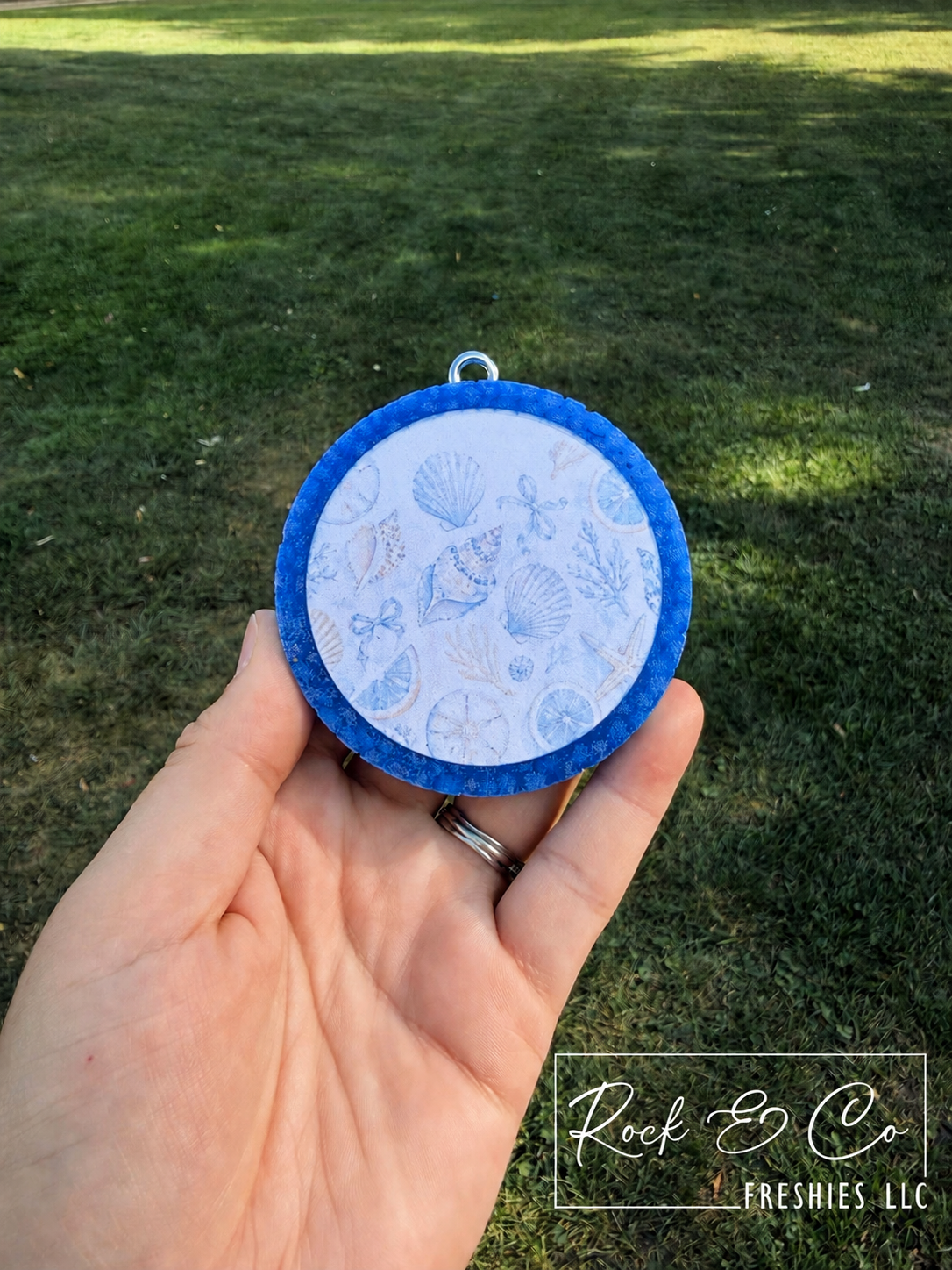 Blue Coastal Seashell Freshie